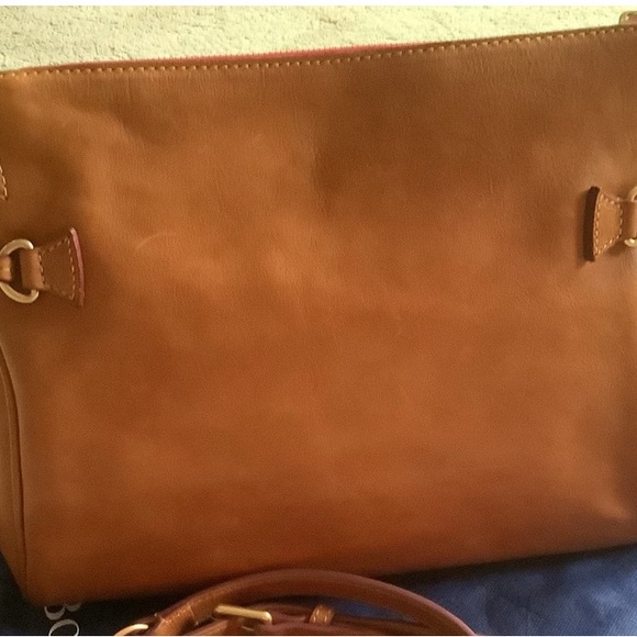 Dooney&Bourke Florentine Leather Medium Zip Crossbody - Picture 7 of 12